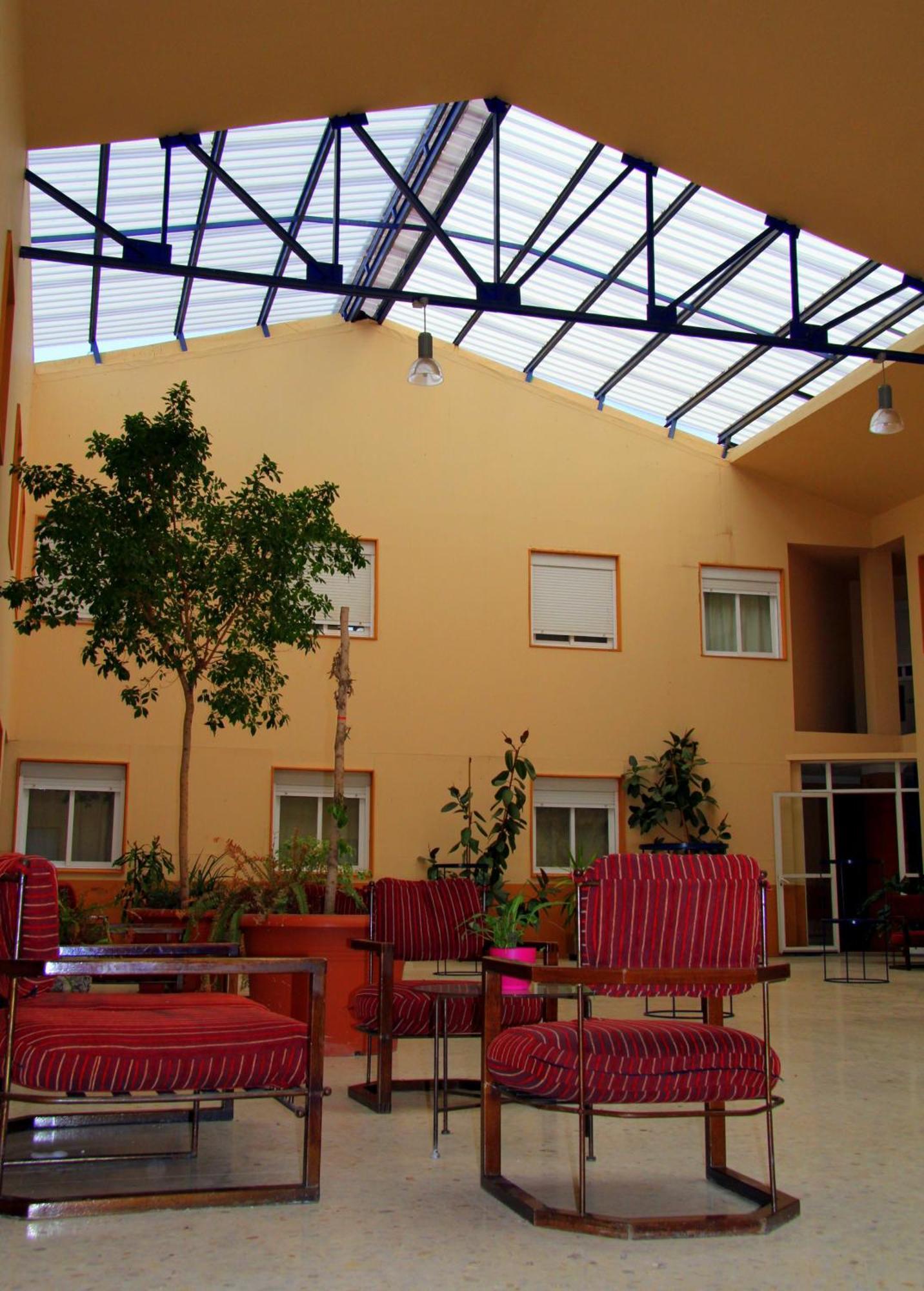 เอเอชซี โอเตเลส Hotel กาเซเรส ภายนอก รูปภาพ